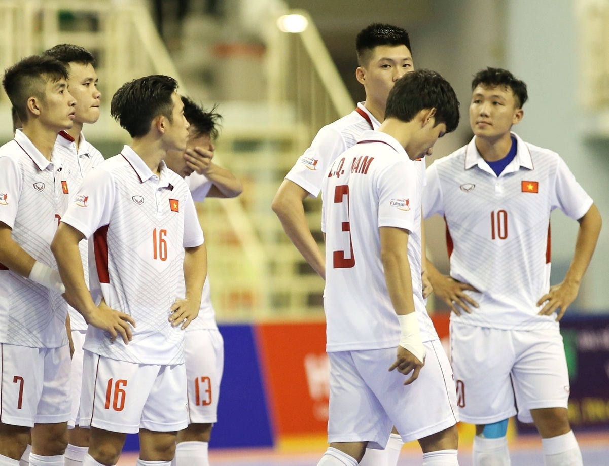 Futsal Viet Nam trang tay o giai Dong Nam A anh 11