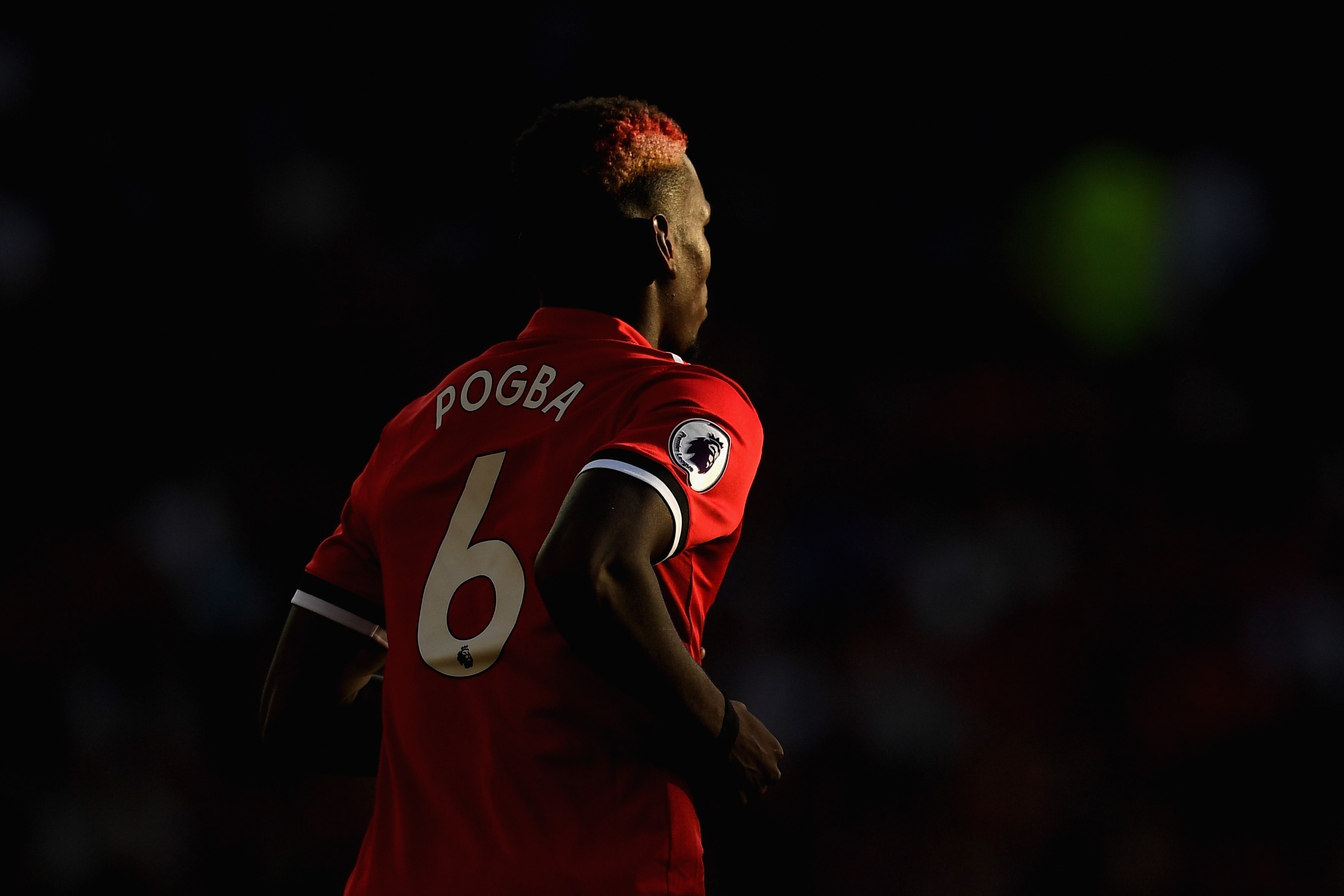 Trong bi cuc, MU moi nho bom tan 89 trieu bang hinh anh