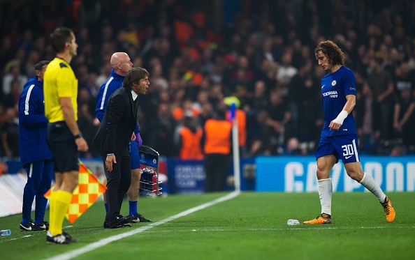 HLV Conte dung ban tay sat de 'tri' David Luiz anh 3