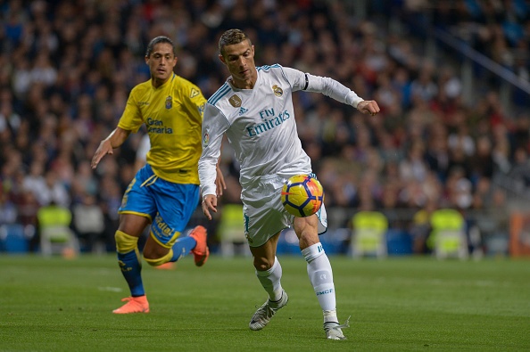 Ronaldo nên ngừng xem mình là số 1 ảnh 1 Ronaldo nen ngung xem minh la so 1 anh 1