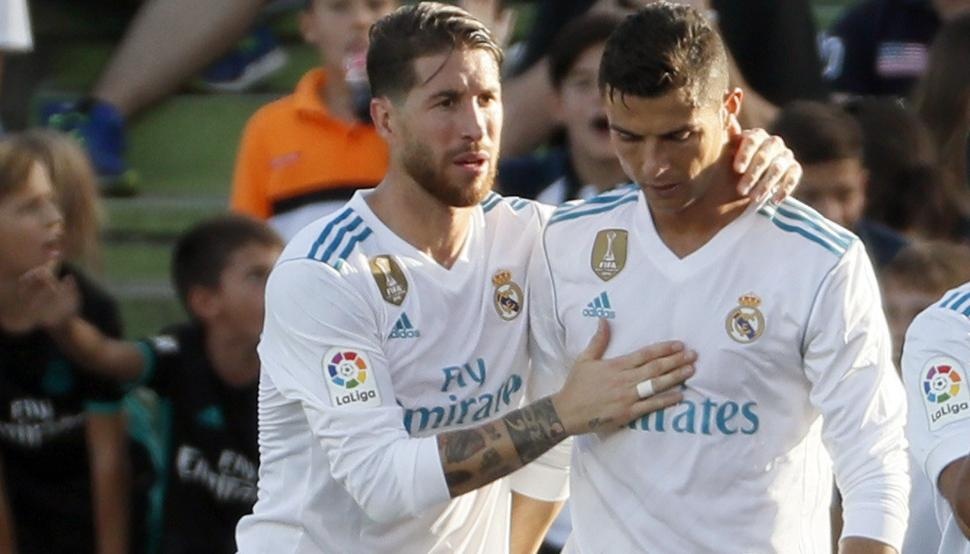 Sergio Ramos 'bat' Ronaldo, chao don Neymar hinh anh