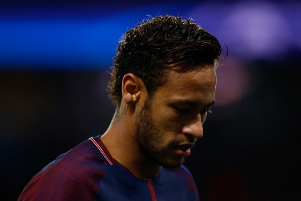 Neymar bat dau nem cai gia cho tham vong so 1 hinh anh