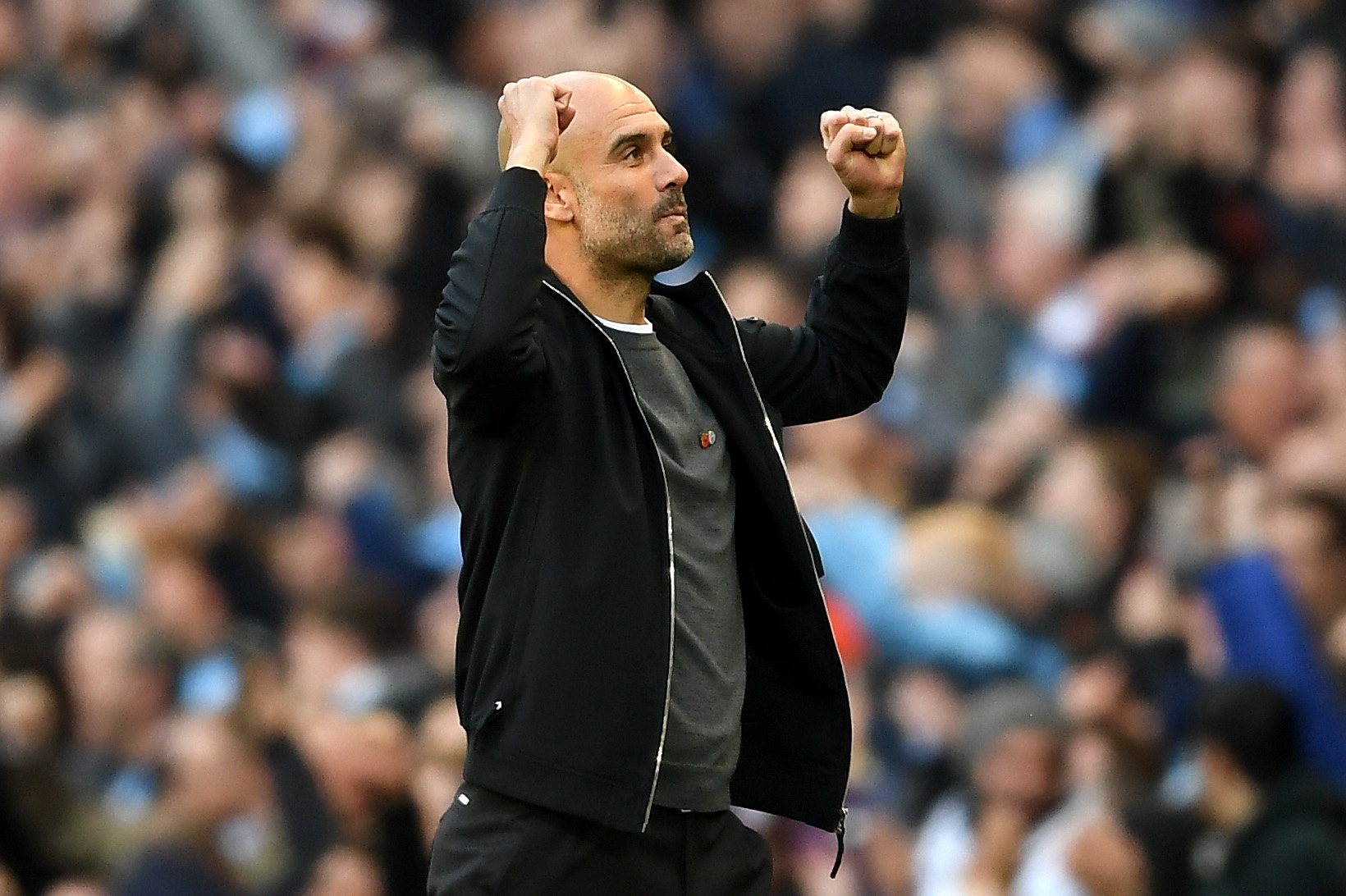 Man City: Da hay,  kiem tien cung gioi anh 3