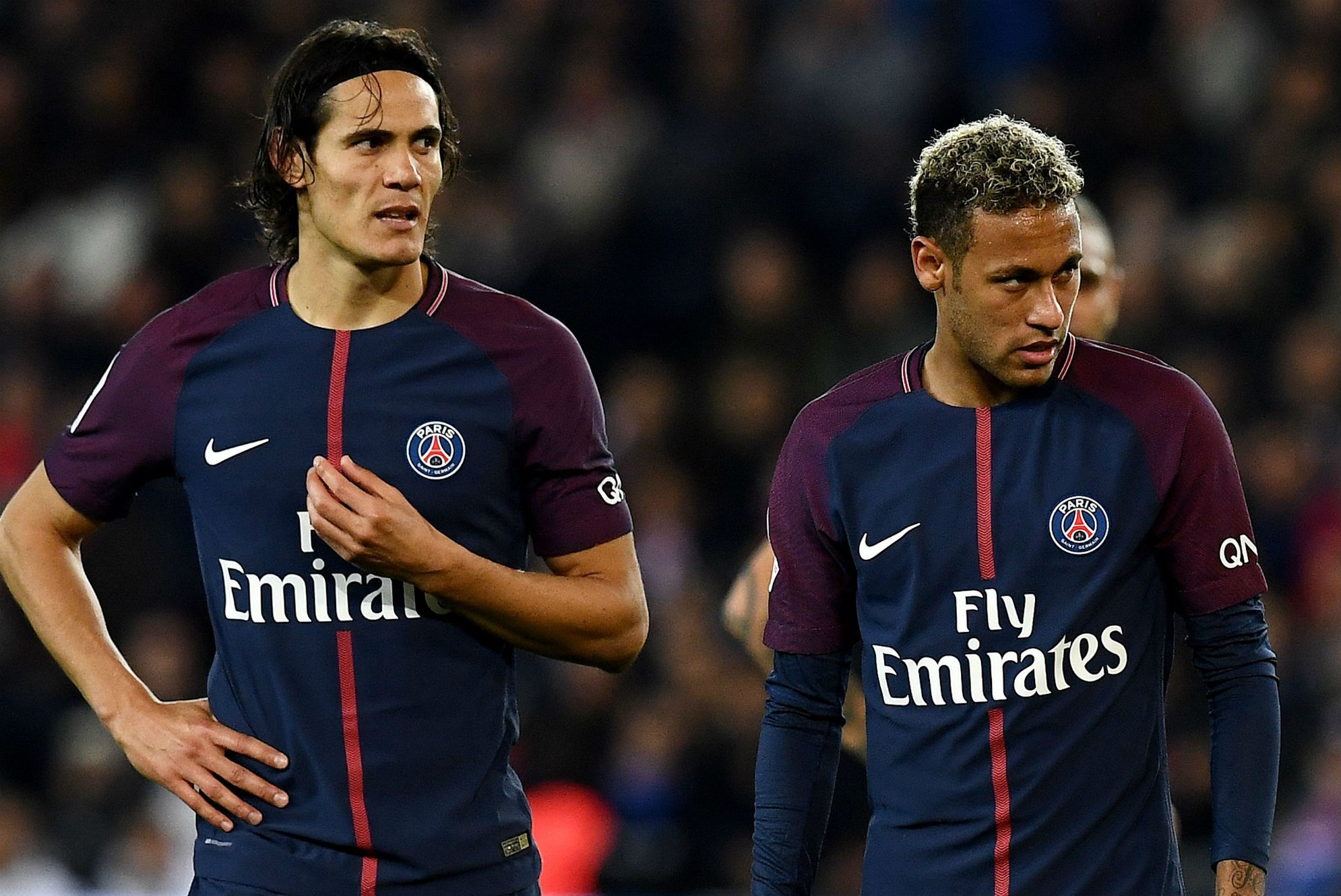 Vi sao Neymar hoi han khi den PSG? hinh anh