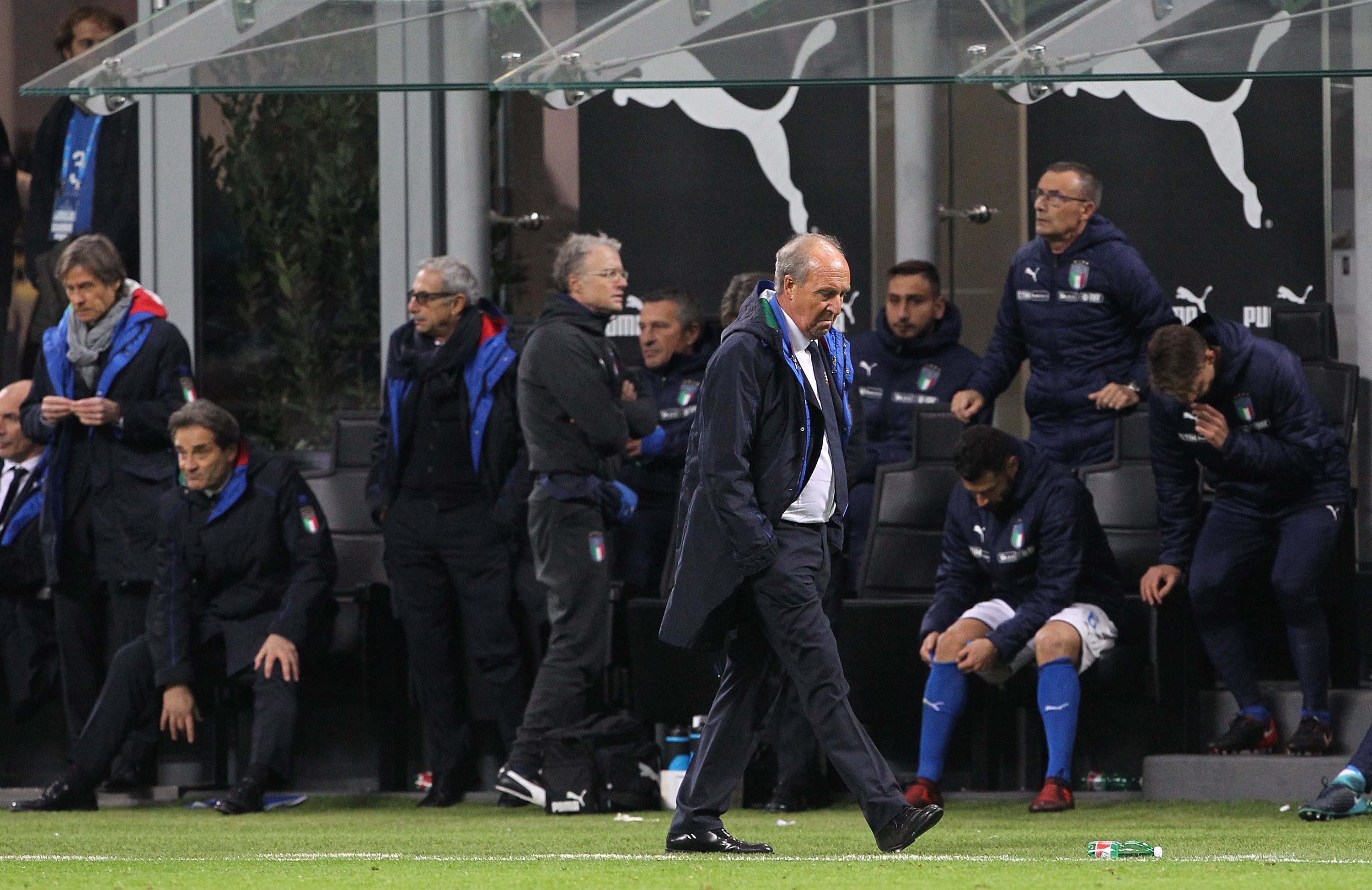 Đừng than khóc cho Italy, họ xứng đáng như thế ảnh 3 Dung than khoc cho Italy, ho xung dang nhu the anh 3