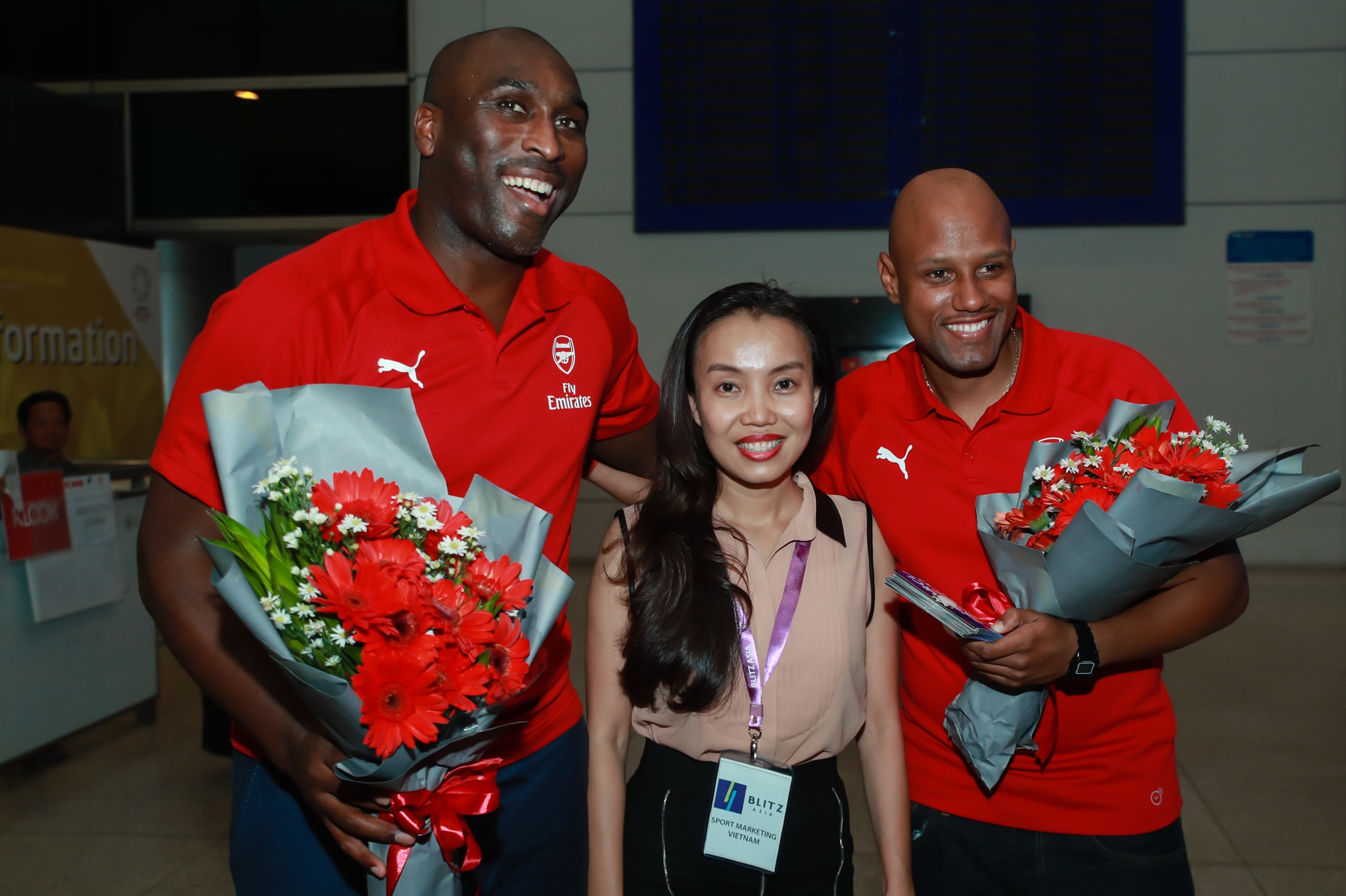 Huyen thoai Sol Campbell toi Viet Nam anh 2