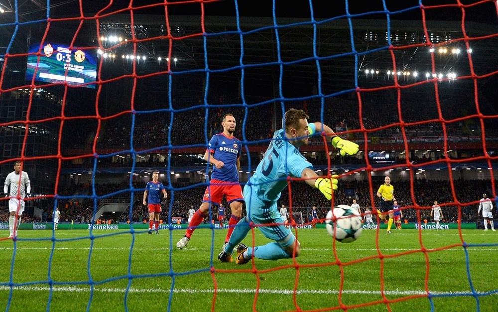 Sau 11 nam,  thu mon Nga moi co 1 tran giu sach luoi anh 5