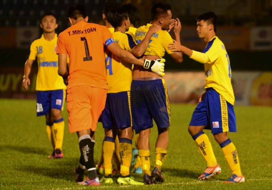 Cau thu U21 Dong Thap khoc nuc no khi danh roi chien thang anh 4