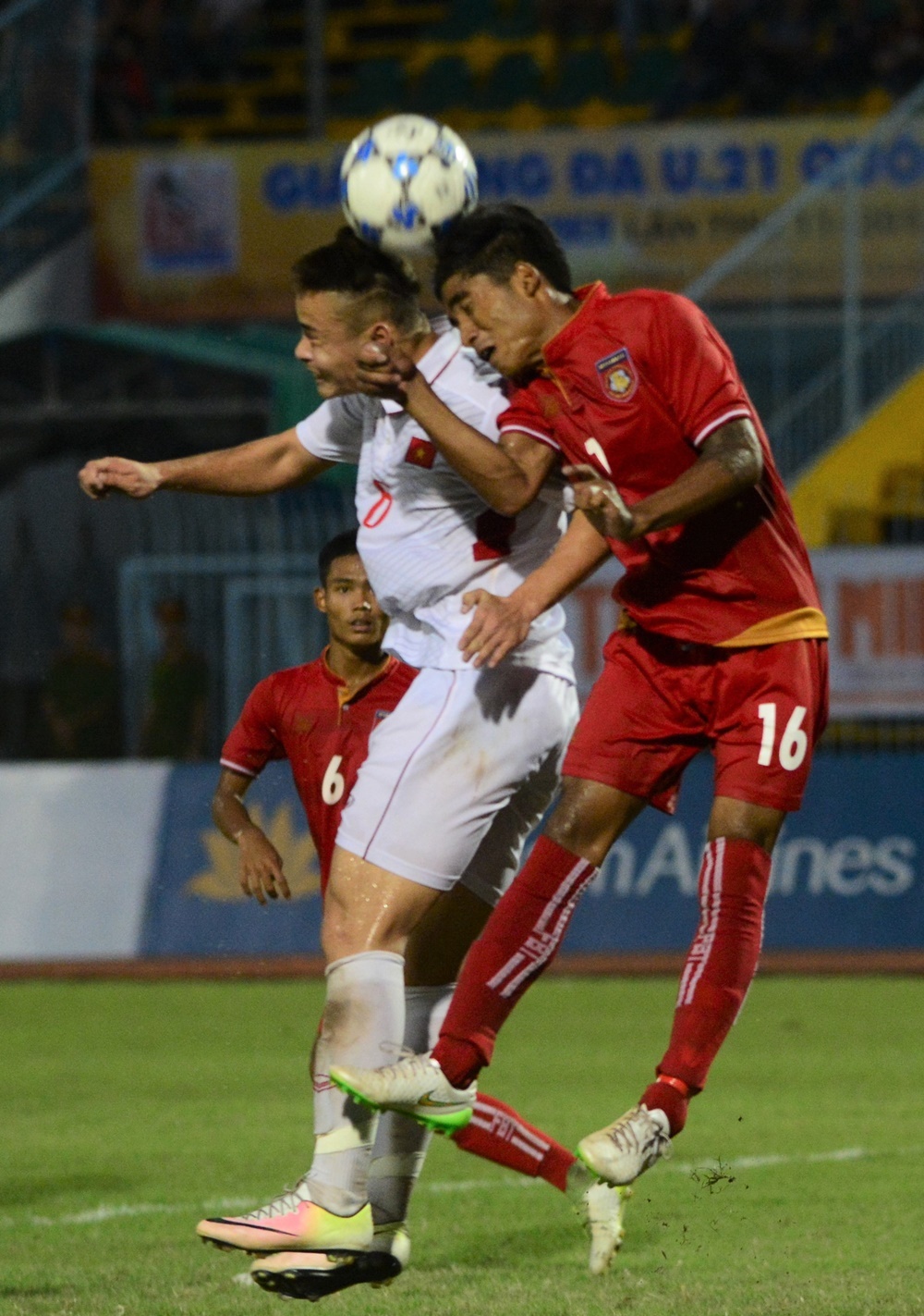 U19 Viet Nam hoa tiec nuoi truoc Myanmar anh 8