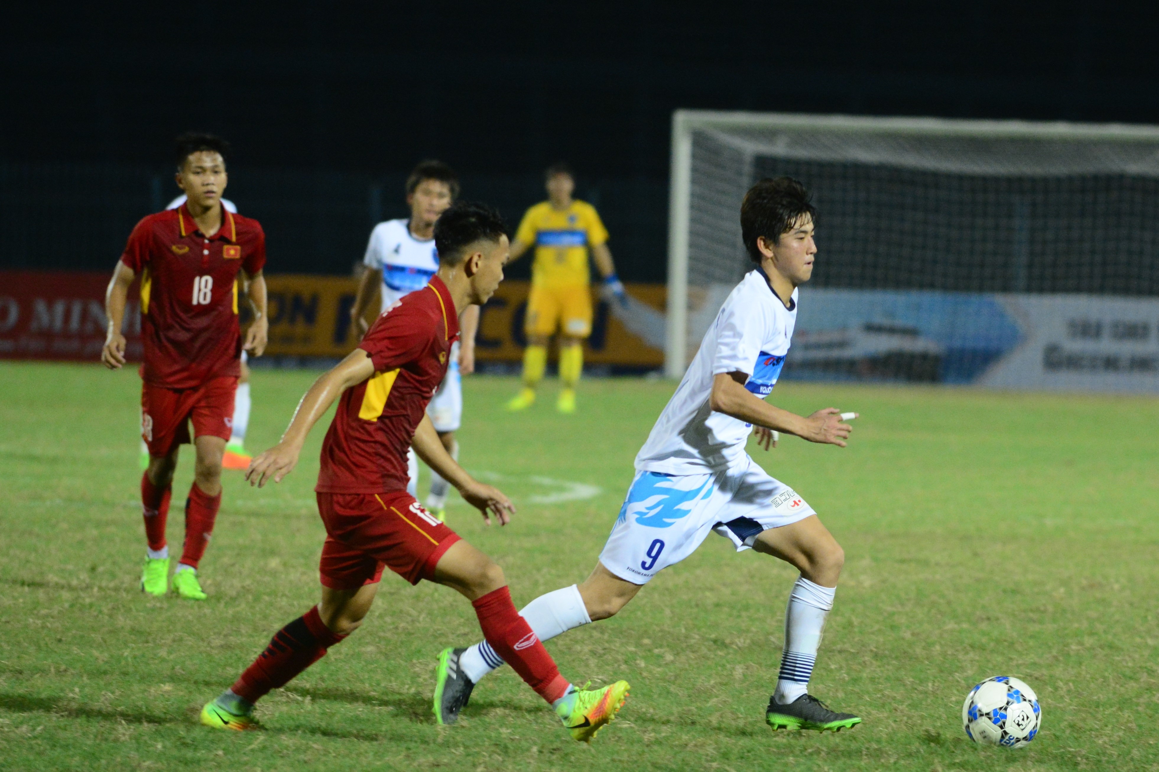Cau thu U19 Viet Nam thua toan dien truoc dai dien Nhat Ban anh 1