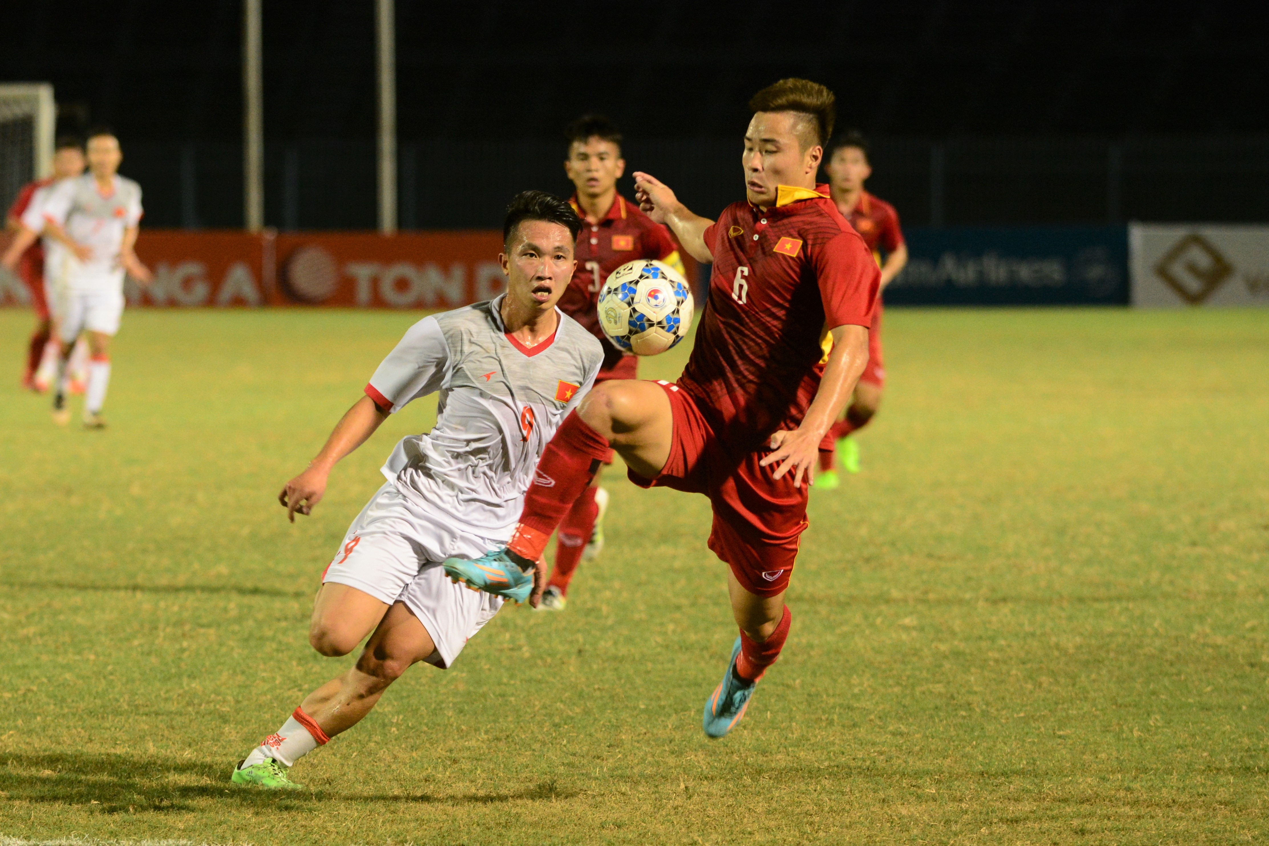 De bep U19,  U21 Viet Nam rong cua vao chung ket anh 4