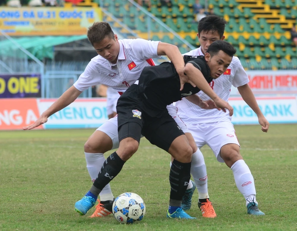 Khong nghe HLV,  U19 Viet Nam lo co hoi thang U21 Thai Lan anh 7