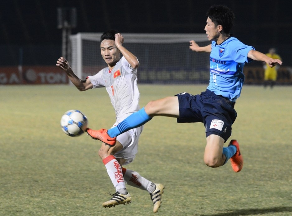 U21 Viet Nam bat luc truoc suc manh dai dien Nhat Ban anh 1