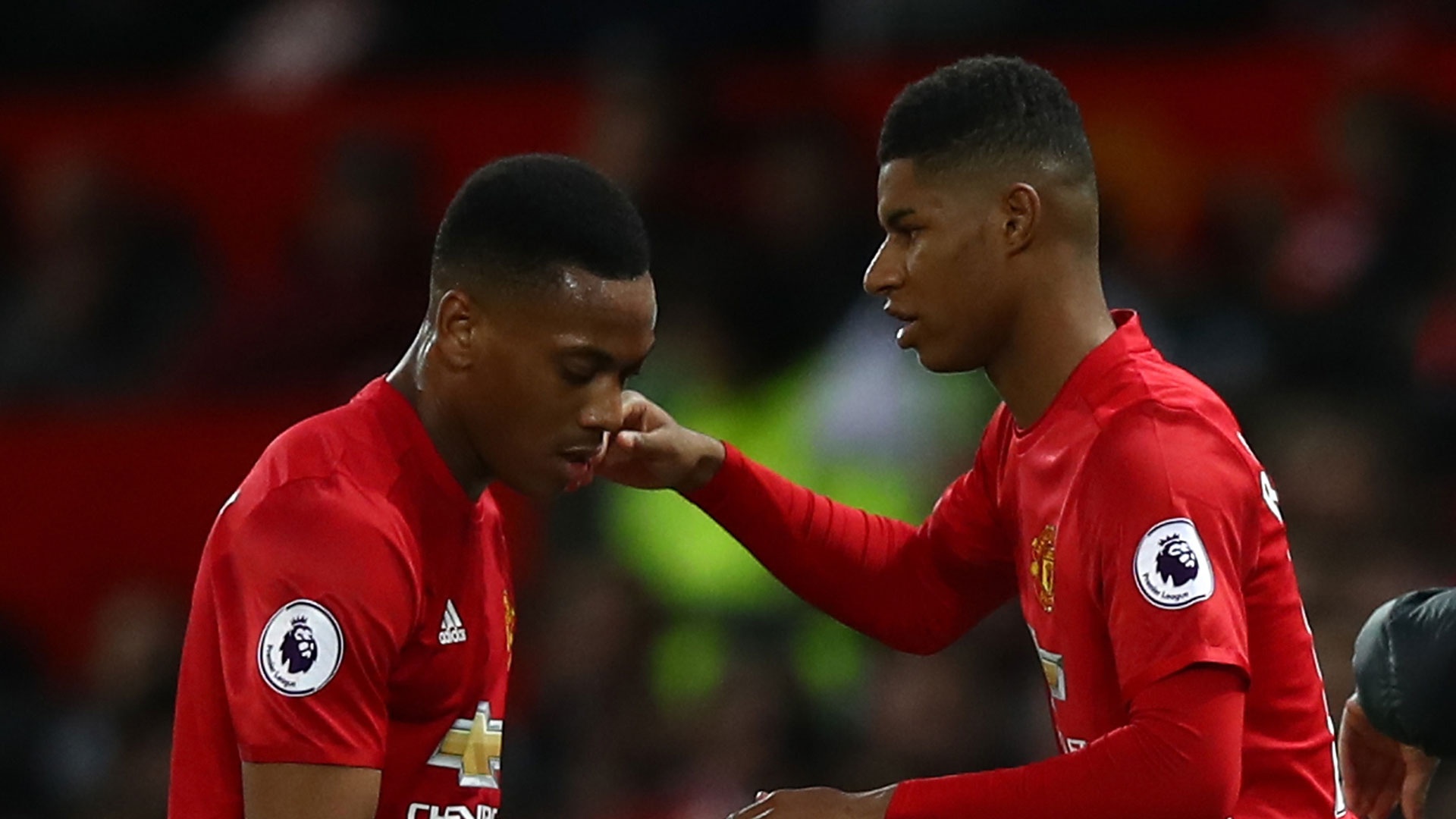 Voi Mourinho, Rashford va Martial khong con la tien dao cam hinh anh