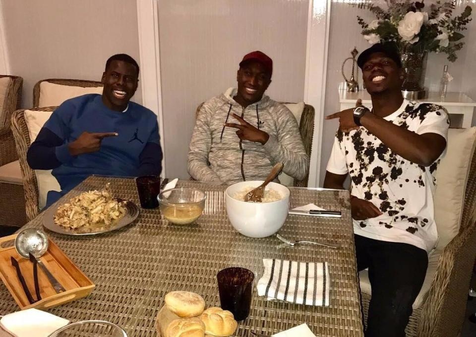 Mot thue dau bep rieng cua cac sao Premier League hinh anh