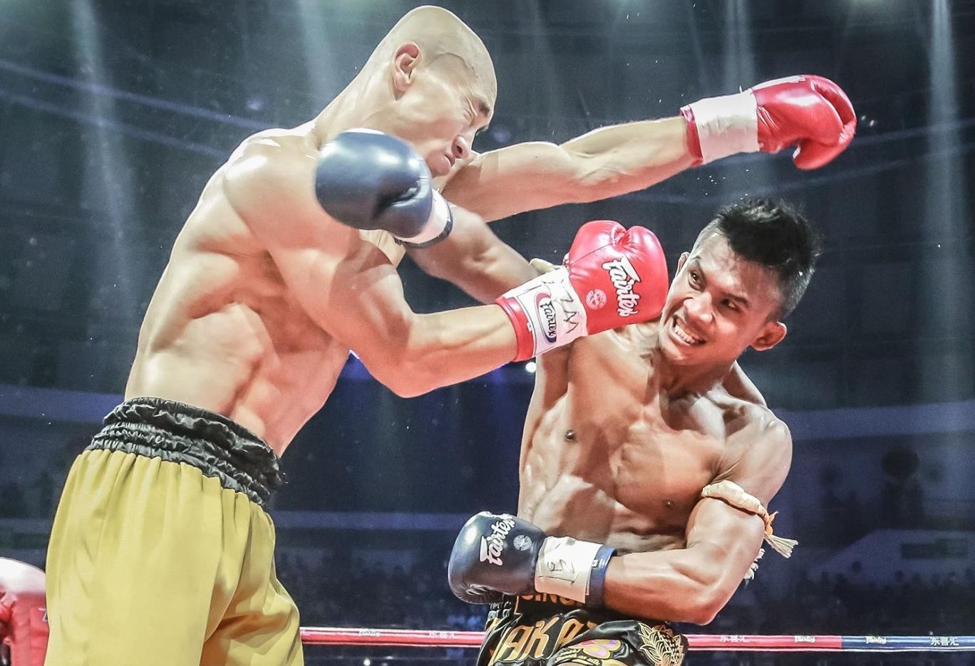 'Thanh Muay Thai' Buakaw: Tran thua Yi Long day cho toi nhieu dieu hinh anh
