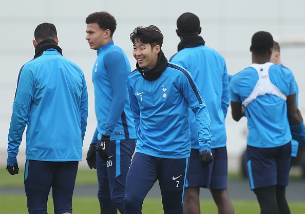 Dư luận Hàn Quốc tìm cách để Son Heung-min khỏi đi lính ảnh 3 Du luan Han Quoc tim cach de Son Heung-min khoi di linh anh 3