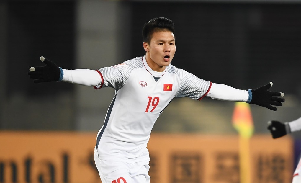 HLV Steve Darby: Sau thoi Van Quyen moi thay Quang Hai hay nhu the hinh anh