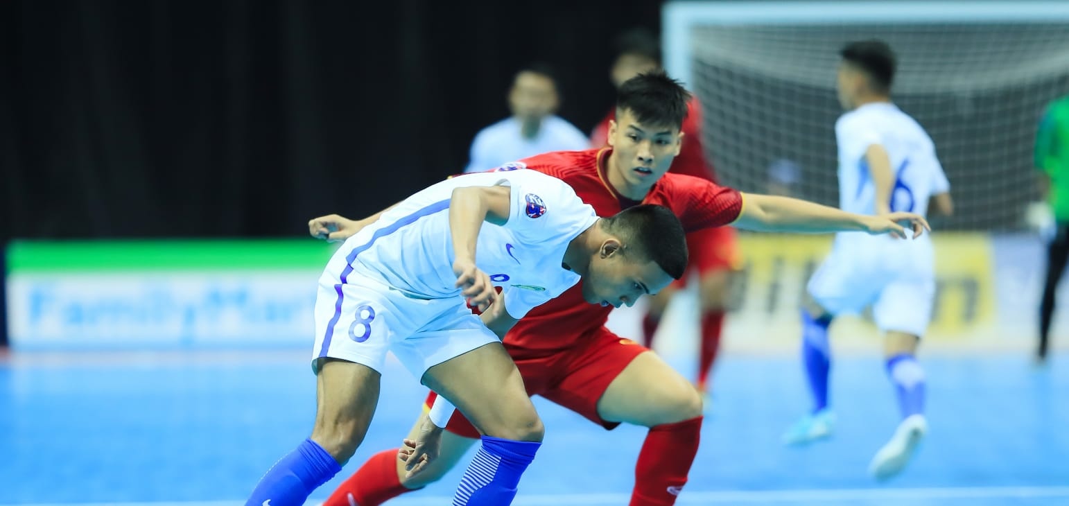 Thua Malaysia, HLV futsal Viet Nam keu ca doi thu an may hinh anh