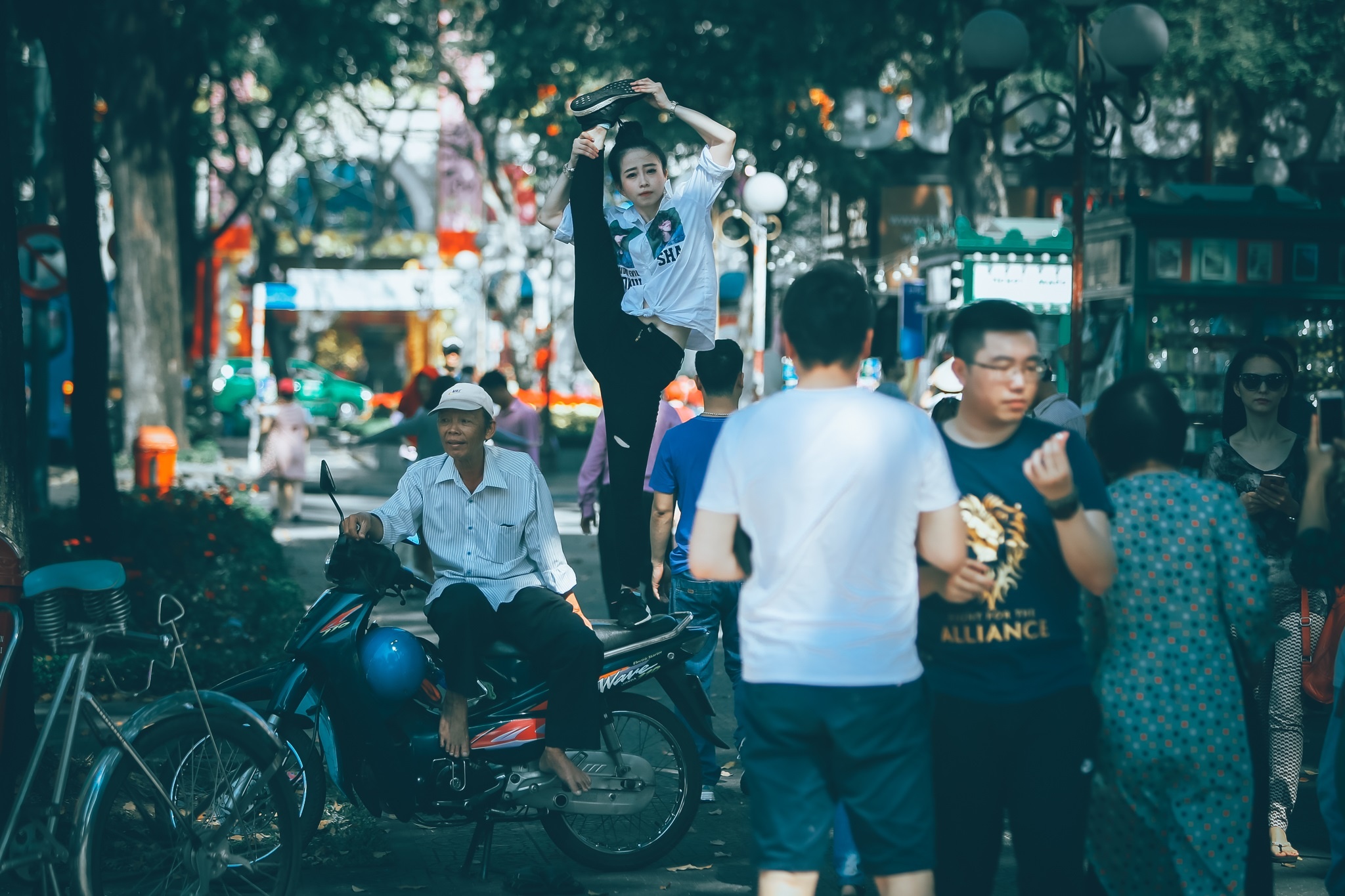 Hoa khôi taekwondo Châu Tuyết Vân tung cước đẹp mắ ảnh 3 Hoa khoi taekwondo Chau Tuyet Van tung cuoc dep ma anh 3