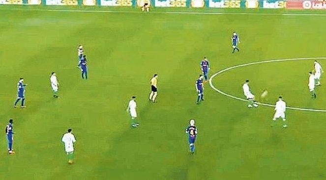 Dien mao moi Barcelona khien chau Au than phuc anh 2