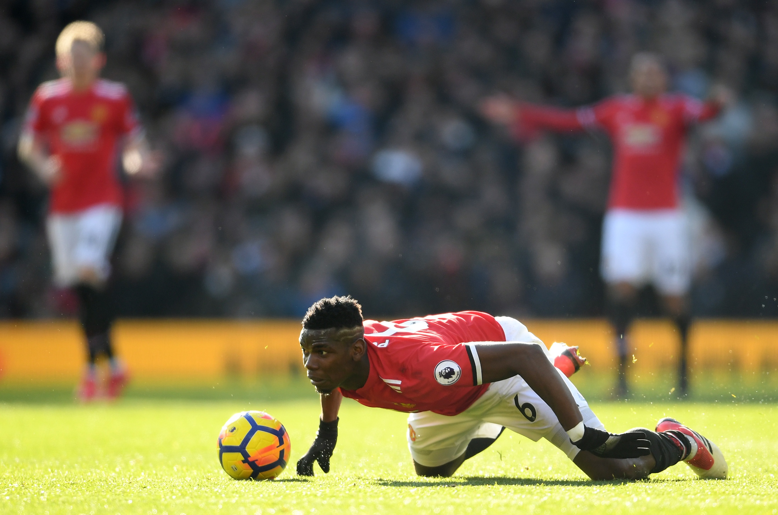 Vat vo truoc Chelsea, Paul Pogba khong con xung voi gia 89 trieu bang hinh anh