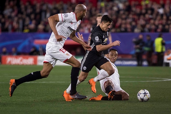 Tuan trang mat cua Alexis Sanchez o MU da ket thuc anh 3