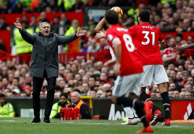 Không cần Pogba, MU chỉ cần Mourinho là đủ ảnh 2 Khong can Pogba, MU chi can Mourinho la du anh 2
