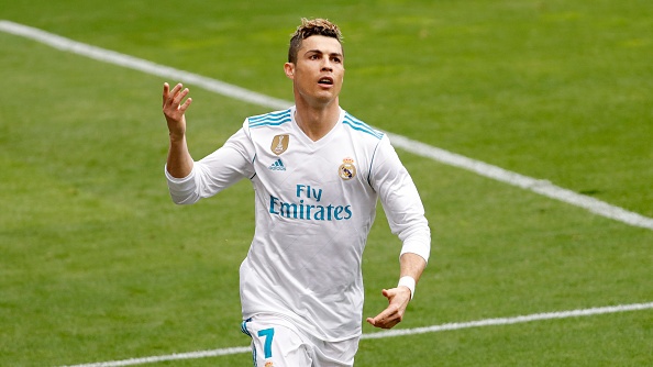 Tuổi 33, Ronaldo có giá trị cao hơn 9 năm trước ảnh 2 Tuoi 33, Ronaldo co gia tri cao hon 9 nam truoc anh 2