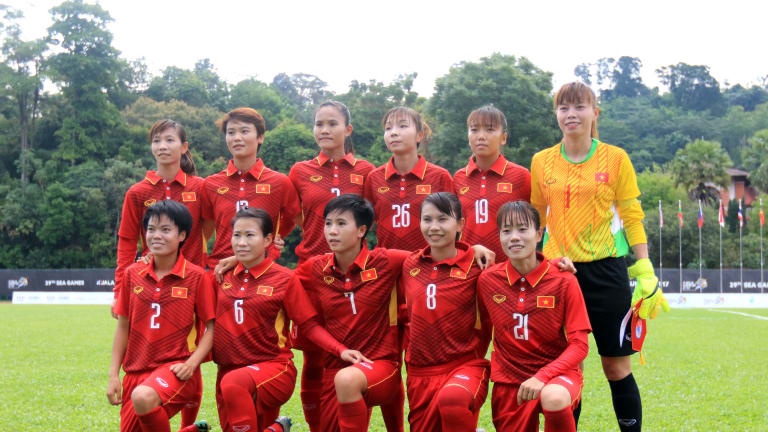 Bong da Viet Nam huong toi hat-trick tham du World Cup hinh anh