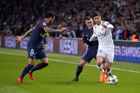 Juventus ghen ti voi con dau dau cua Zidane anh 3