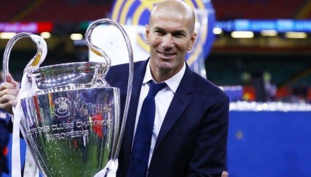 Đừng nghĩ Zidane là kẻ ngốc trong chuyện sử dụng Isco ảnh 4 Dung nghi Zidane la ke ngoc trong chuyen su dung Isco anh 4