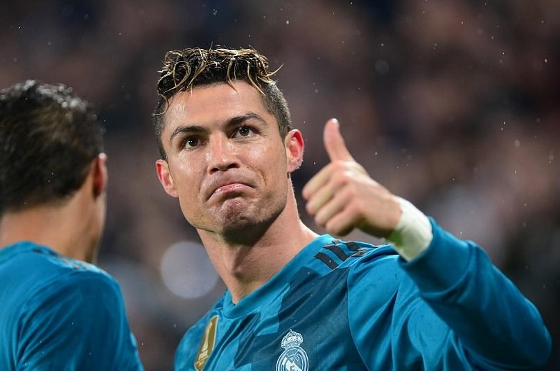 Ronaldo được khuyến khích chơi bóng với người Sao Hỏa ảnh 2 Ronaldo duoc khuyen khich choi bong voi nguoi Sao Hoa anh 2