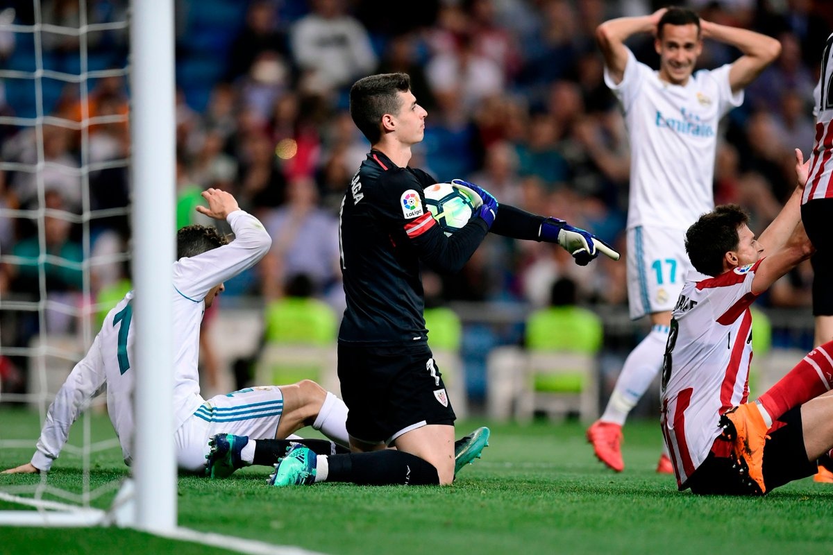 Su tra thu cua Kepa am anh Real Madrid? hinh anh