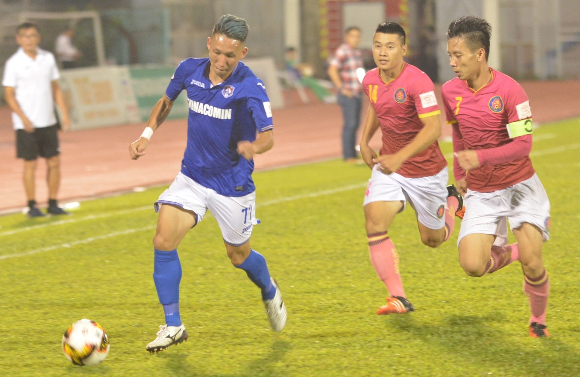 Sang Duc choi bong co con bat kha thi voi cau thu Viet Nam? anh 2