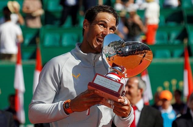 Nadal di vao lich su voi 11 lan vo dich Monte Carlo hinh anh