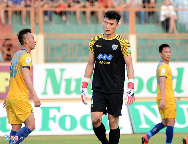 Tu con thinh no cua ong Wenger den 'noi oan' Bui Tien Dung anh 2