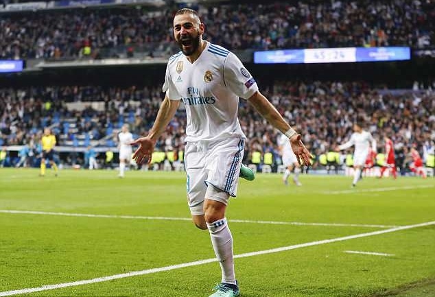 Karim Benzema: Từ 'mèo lười' đến 'mèo sát thủ' ở Real Madrid ảnh 2 Karim Benzema: Tu 'meo luoi' den 'meo sat thu' o Real Madrid anh 2