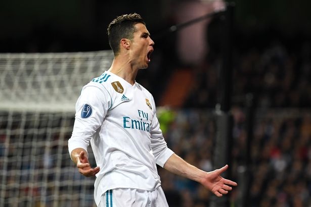 Trent Alexander-Arnold - dinh menh ke 'bat chet' Ronaldo anh 4