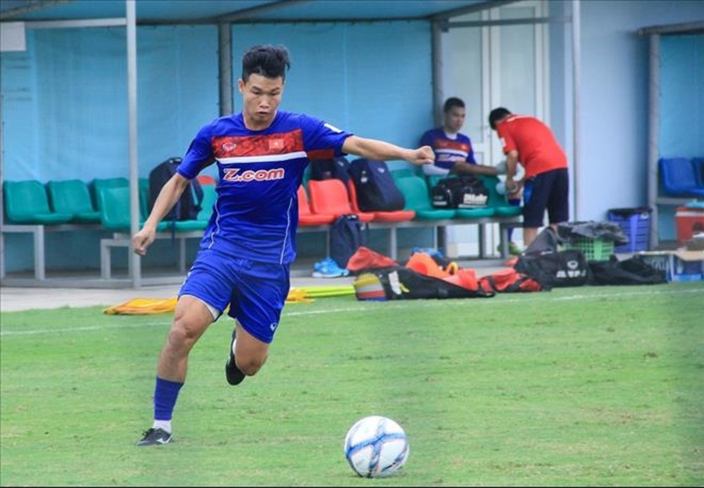 Sao HAGL: 'Ronaldo va Ramos se ghi ban cho Real' hinh anh