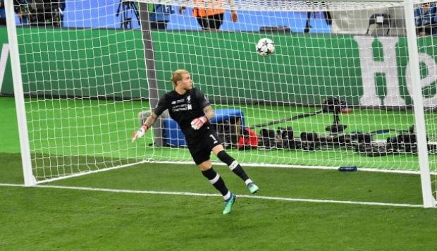 HLV Steve Darby: 'Karius that xuan ngoc,  nhung Real xung dang thang Liverpool' anh 1