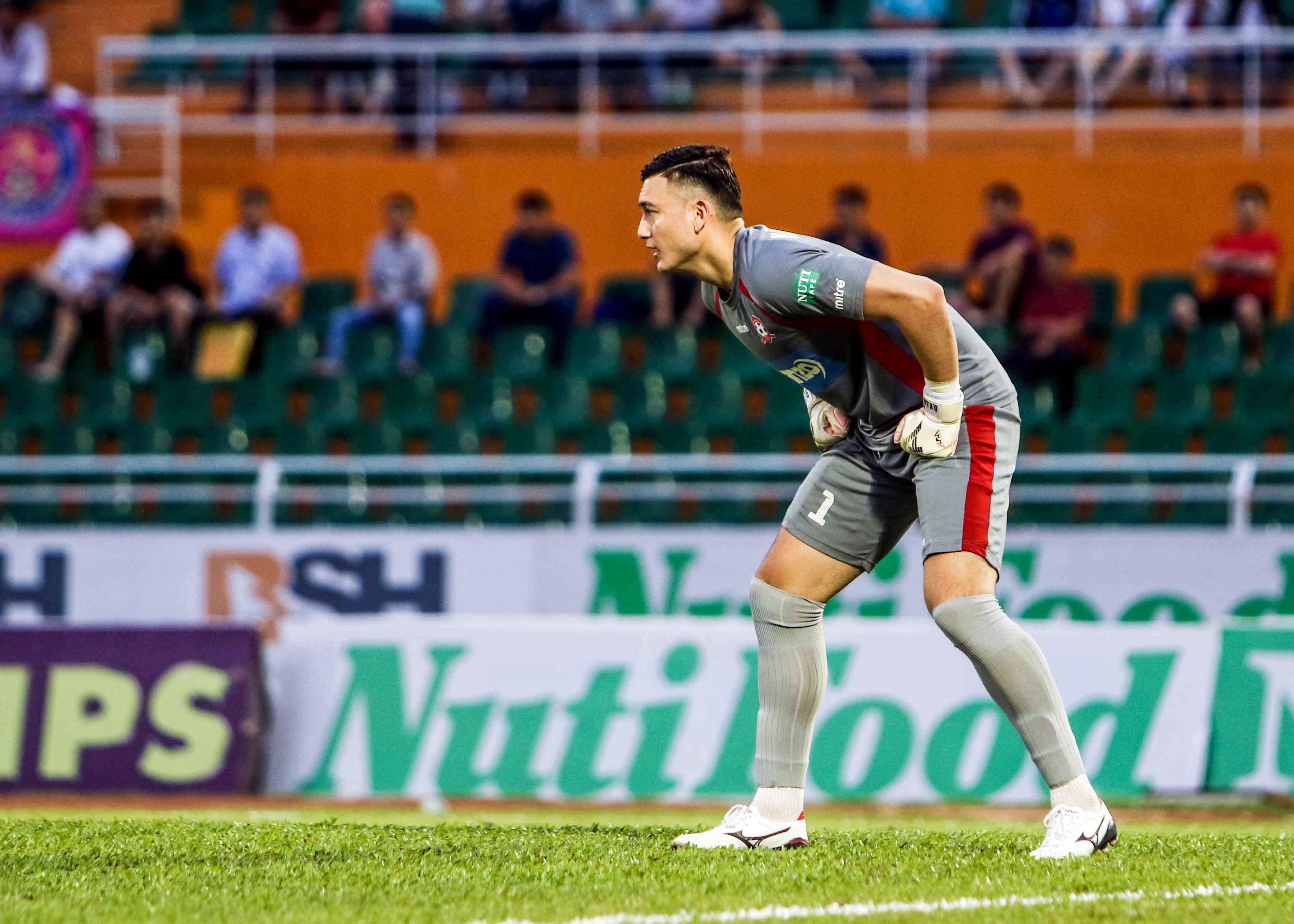 Lam 'Tay' len dong,  Hai Phong lay 3 diem truoc Sai Gon anh 1