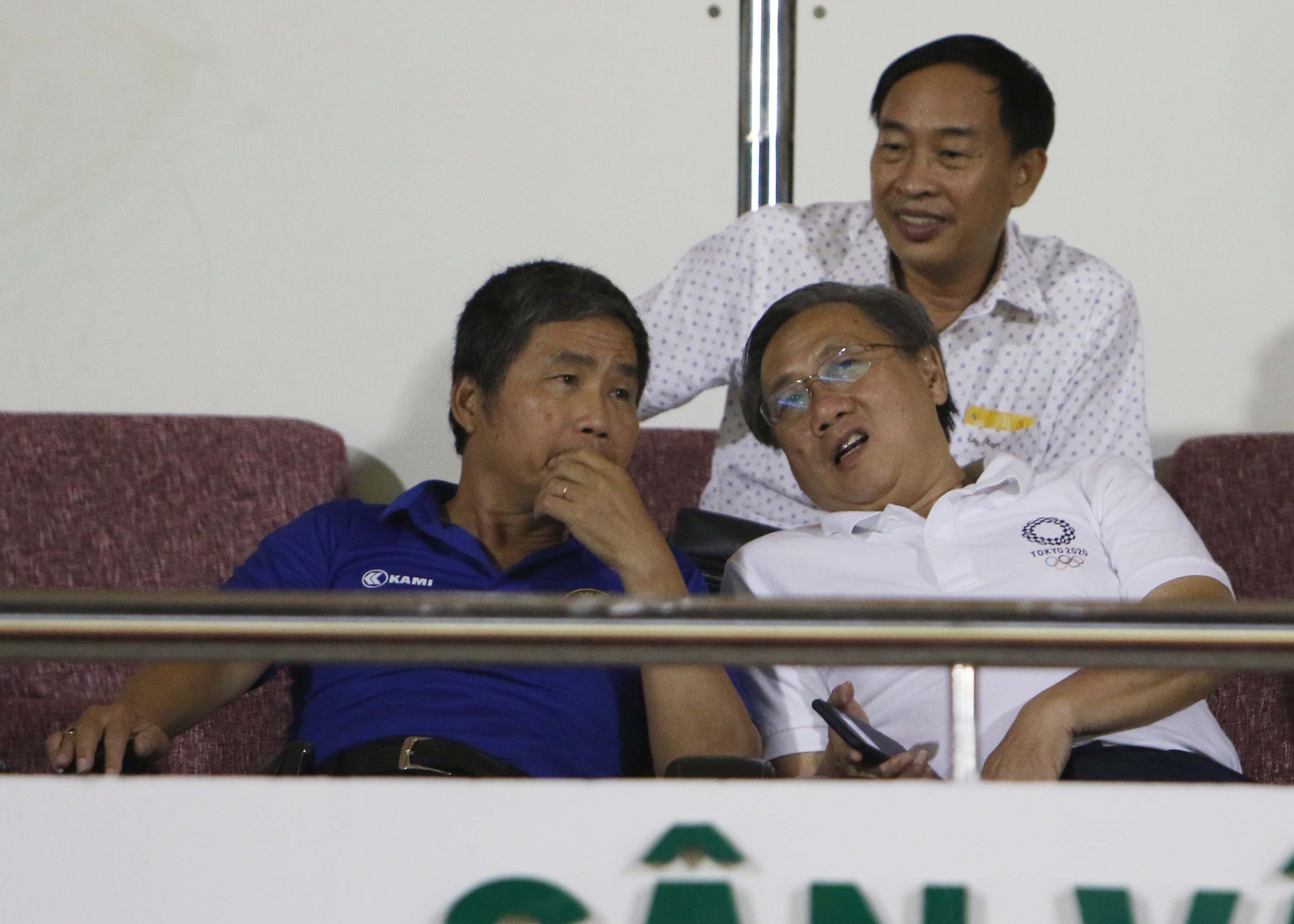 Sai Gon FC lay 3 diem trong tran dau day tinh huong pham loi anh 8