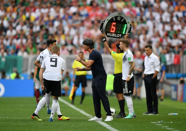 Philipp Lahm: 'That bai co khi la dieu tot cho tuyen Duc' anh 3