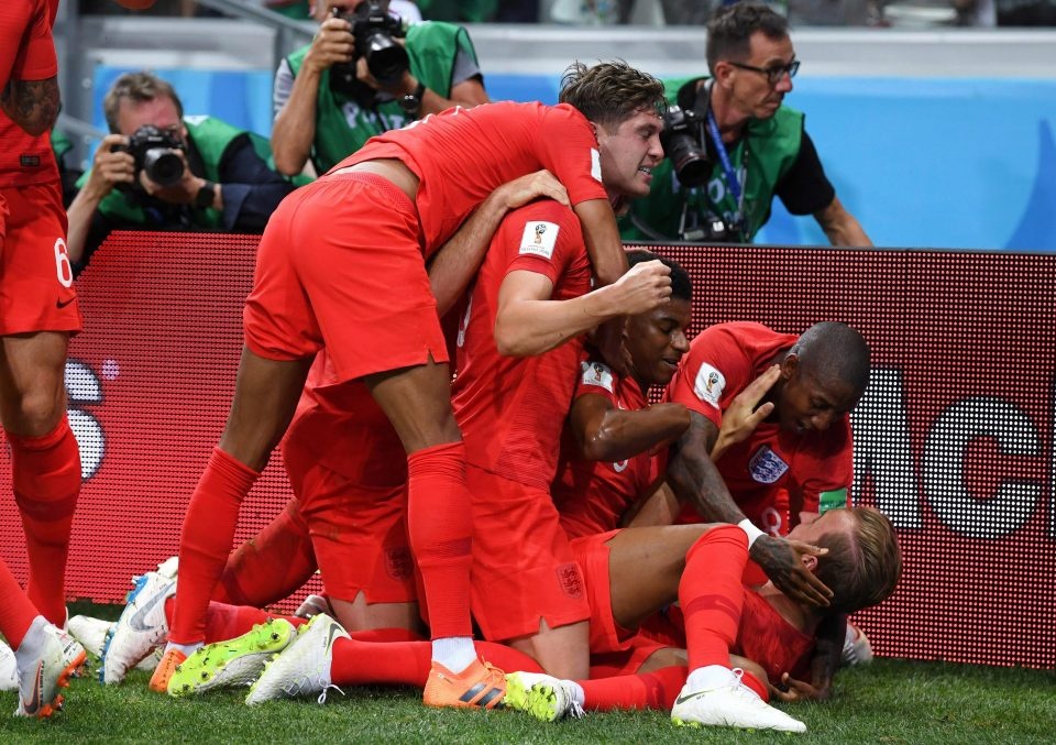 Vi sao Kieran Trippier khong an mung ban thang cua Harry Kane hinh anh