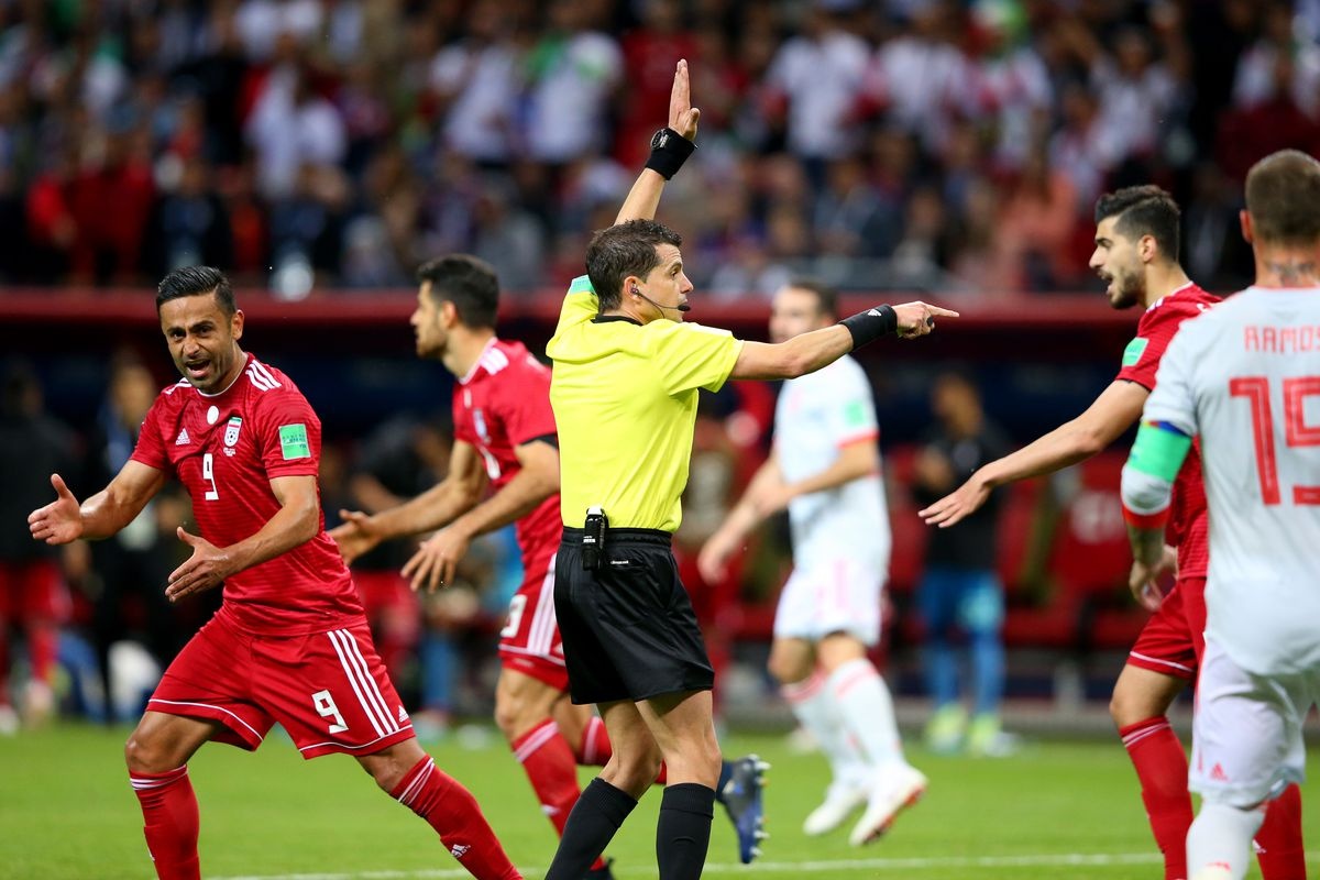 VAR,  ke thu va nguoi giu can can cong ly cho World Cup anh 2