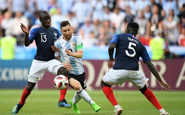 Argentina bi loai - Cai gia cho su lon xon va nho nhang anh 1