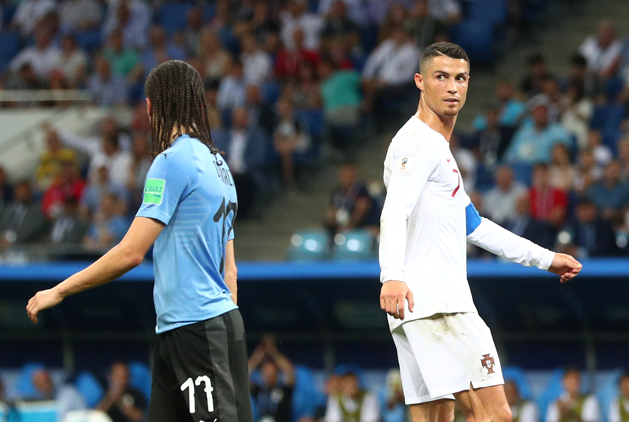 Uruguay dung ke hoach 'bat chet Ronaldo' de ngan chan Mbappe hinh anh