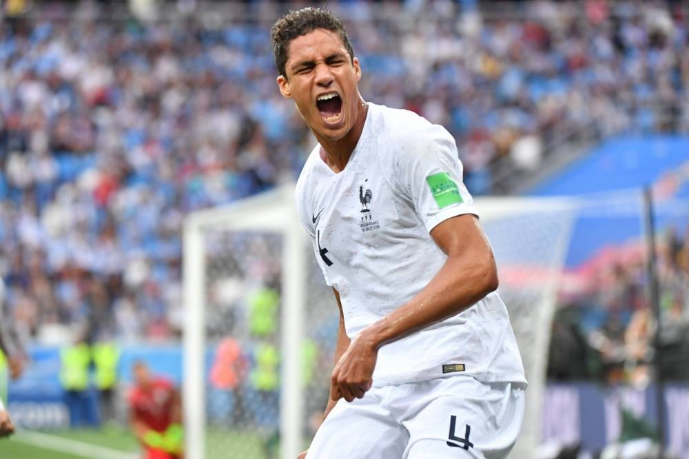 'Su tra thu cua Raphael Varane dua Phap vao ban ket' hinh anh