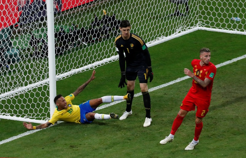 Neymar va cai gia cho tro 'cau be khoc soi' anh 3